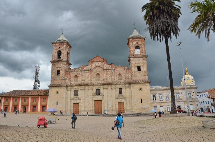 コロンビアの塩の大聖堂への行き方と見どころ